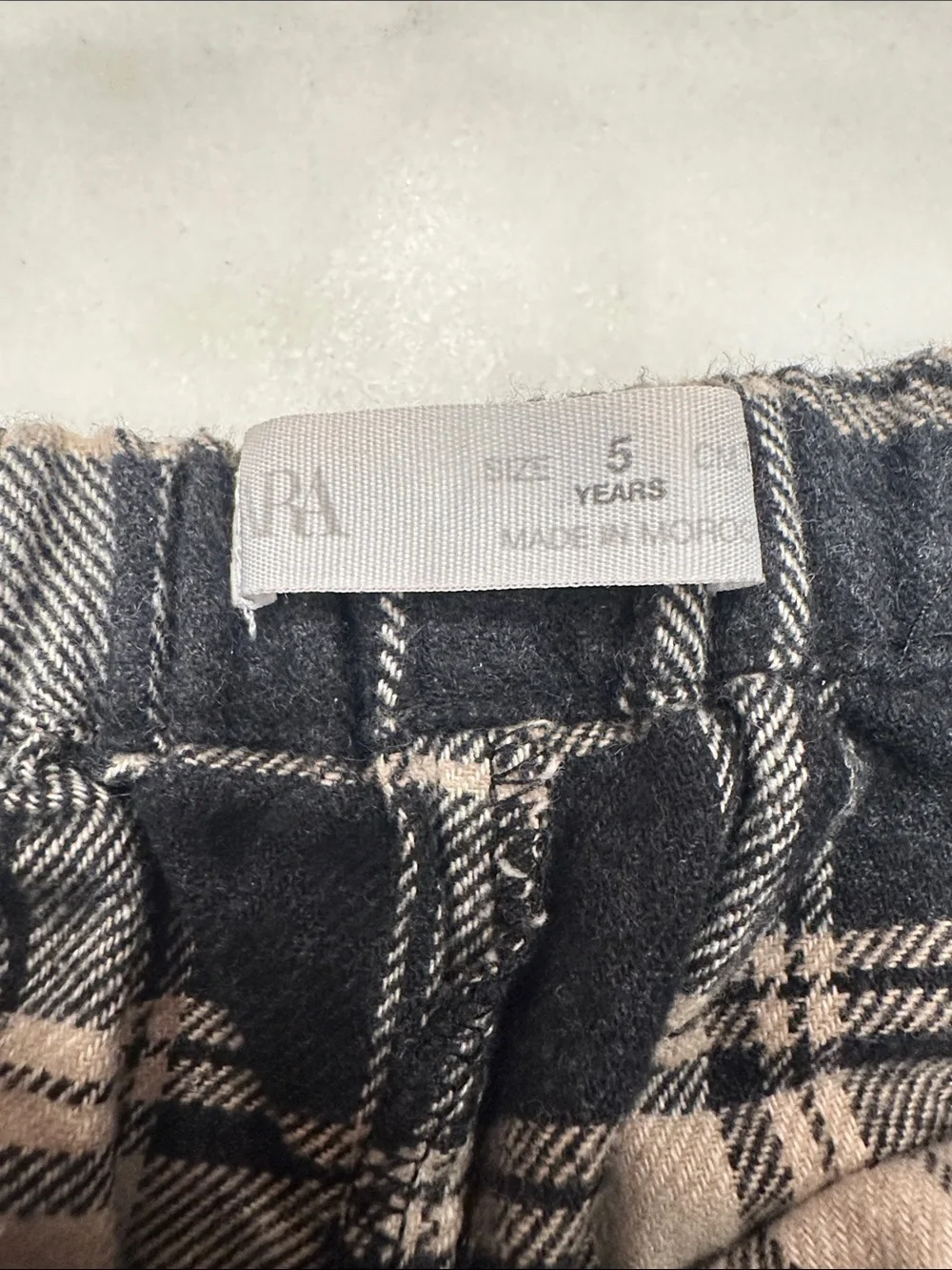 Zara girls size 5 Plaid Buckle Mini Skort in Black and Cream. Like new